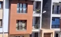 Elazığ’da çatıda tehlikeli çalışma