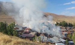 Erzurum’da köyde çıkan yangında 15 ev kullanılamaz hale geldi