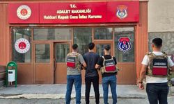 Hakkari’de kesinleşmiş hapis cezası olan 2 kişi yakalandı