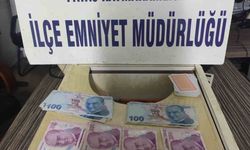 Hatay’da kumar baskını: Para, iskambil kâğıdı ve oyun makinesi ele geçirildi