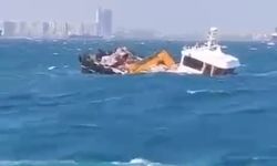 İstanbul’da kuvvetli fırtınada gemi battı: 4 kişi kurtarıldı
