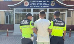 Jandarmanın dikkati sayesinde aranan şahıs yakalandı