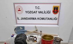 Kaçak kazı yapan definecilere suçüstü