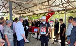 Kansere yenik düşen polis, gözyaşlarıyla uğurlandı