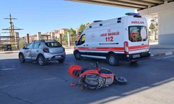 Karaman’da otomobil ile motosiklet çarpıştı: 1 yaralı