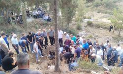 Kazada ölen 2 çocuk annesi gözyaşlarıyla toprağa verildi