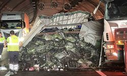 Kuzey Marmara Otoyolu’nda sebze yüklü tır devrildi