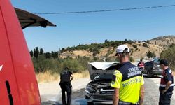 Malatya’da otomobil ile çapa motoru çarpıştı: 3 yaralı