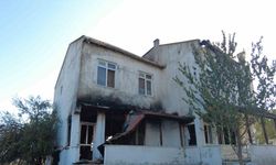Orman yangınında; 7 ev yandı, 2 bin 700 kişi tahliye edildi, 15 kişi yaralandı