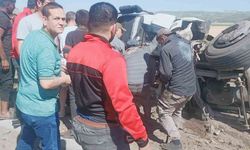 Osmaniye’de kontrolden çıkan tır devrildi: 2 yaralı