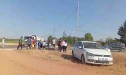 Otomobile çarpan motosikletin sürücüsü ağır yaralandı