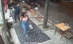 Otomobille çarpışan motosikletteki 2 kişi böyle savruldu: 3 yaralı