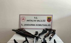 Serik’te kaçak silah operasyonu