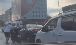 Şişli’de kazanın ardından sürücü diğer aracın sürücüsüne saldırdı: O anlar kamerada