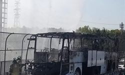 Sultangazi’de servis otobüsü alevlere teslim oldu