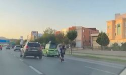 Bursa'da trafikte motosikletiyle akrobasi yaptı