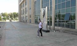 Uşak’ta yolcu otobüsünde 28 bin sentetik ecza ele geçirildi