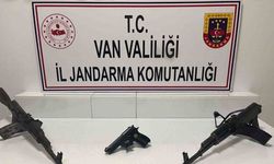 Van’da silah kaçakçılarına operasyon
