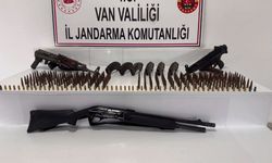 Van’da silah ve mühimmat ele geçirildi