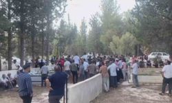 Yangında dumandan etkilenen 3 yaşındaki Asaf, 7 günlük yaşam mücadelesini kaybetti