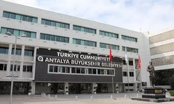 Antalya Büyükşehir Belediyesi’ne operasyon: 8 kişi tutuklandı