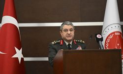 Selçuk Bayraktaroğlu kimdir?