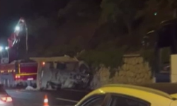 Otobüs kamyonete çarptı