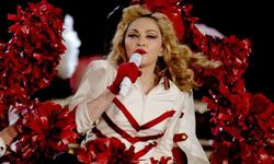 Madonna Papa'ya seslendi
