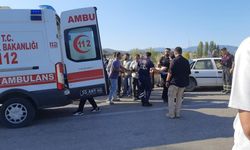Samsun'da iki otomobil çarpıştı