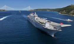 TCG Anadolu, Boğaz geçişini tamamladı