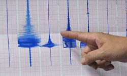 AFAD: "Deprem Manisa, İzmir, Uşak ve Bursa illerinde hissedilmiştir"