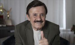 Selami Şahin tatilde sevenlerini korkuttu! Apar topar hastaneye kaldırıldı