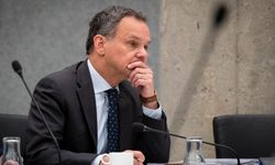 Hollanda Dışişleri Bakanı istifa etti