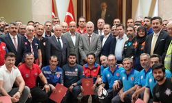 Orman yangınlarına müdahale edenlere Bursa Valiliği'nden teşekkür