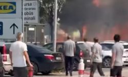 Bursa İKEA'da korkutan yangın! 6 araç hurdaya döndü