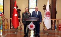 Bakan Güler, Orgeneral Bayraktaroğlu'nu kabul etti