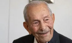 Eski bakan hayatını kaybetti