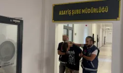 Annesini ve üvey kardeşini katletti