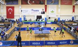 Osmangazi Belediyesi masa tenisine ev sahipliği yaptı