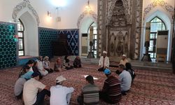 Engelli bireyler Muradiye Külliyesi'nde
