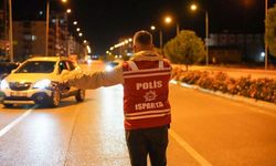 Abartı egzoz ve modifiye araç denetiminde 16 araç sürücüsüne para cezası uygulandı