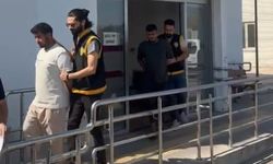 Adana’da ev kurşunlayan 2 şüpheli tutuklandı