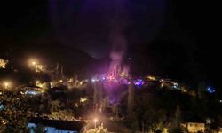 Adana’da evde çıkan yangında anne ve oğlu yaralandı