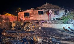 Amasya’da evin garajında çıkan yangında otomobil ve traktör kullanılmaz hale geldi
