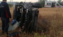 Amasya’da hafif ticari araç kazada savruldu: 4 yaralı