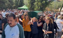 5 yaşındaki kızının gözü önünde öldürülen Başak Bursa'da toprağa verildi
