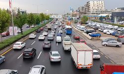 Ankara’da yağış sonrası kapanan yol trafiğe açıldı