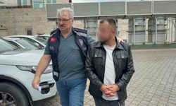Annesini darbettiği iddiasıyla gözaltına alındı