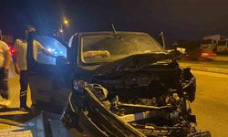 Antalya’da 3 aracın karıştığı kazada 5 kişi yaralandı