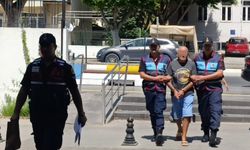 Antalya’da alacak-verecek cinayetinin zanlısı adliyeye sevk edildi